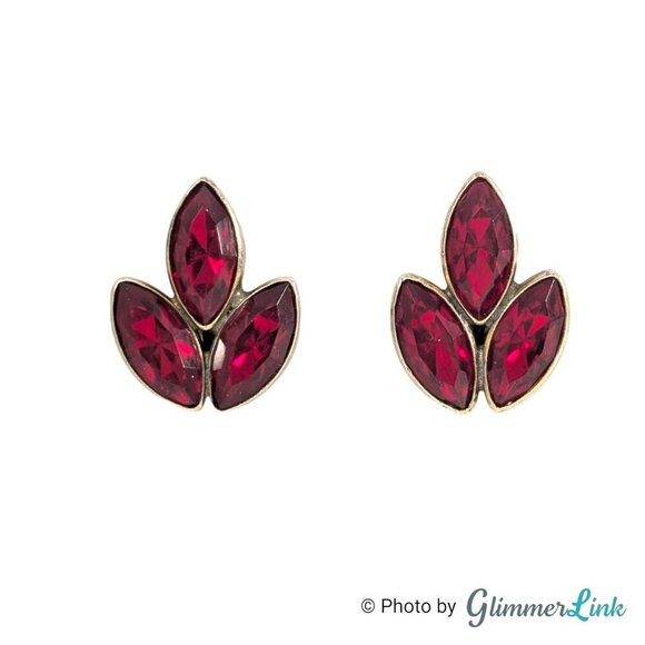 Vintage Red Glass Rhinestone Mid Century Floral Gold Tone Screw Back Earrings - Picture 4 of 9